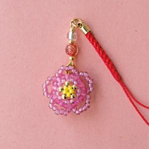 ビーズ　携帯アクセサリー&チャーム　縁起物 福結び