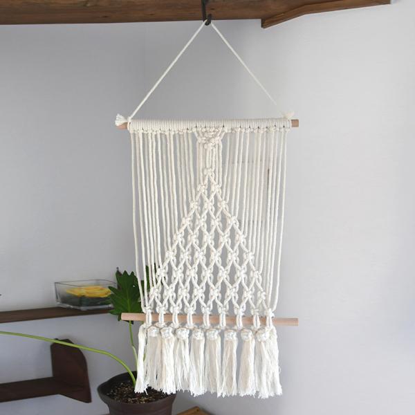 マクラメでつくるクリスマスタペストリーキット クリスマスツリー サイレントナイト ナチュラル 10-...