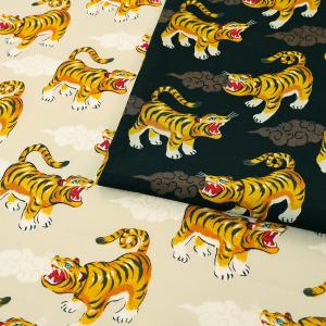 郷土物語 虎寅 スケア 50cm単位 | 切売り 切り売り 生地 布 布地 コットン100％ とら トラ タイガー