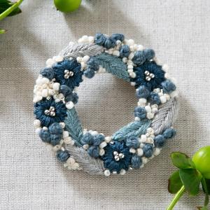 K.omonoさんの刺繍アクセサリーキット hanabatake ブローチ