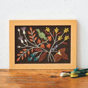 お客様確認ページ 青木和子　刺繍　完成品　「ミツバチのスケッチブック」 青木和子 お庭のスケッチブック ミモザのスワッグ No.542212 ／ コスモ