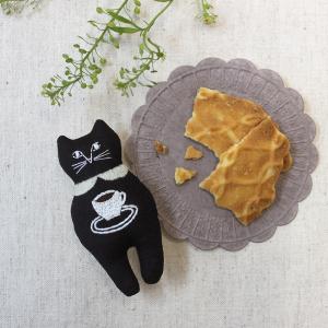 nekogaoさんの刺しゅうブローチキット 水玉 PHC-103-2 ／ piece