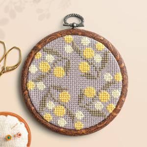 オリムパス &Botanical ミモザ 7562 ボタニカル クロスステッチキット | 初心者向き クロスステッチ 刺繍キット内径10.5cm フープ付き 4本どり 植物刺しゅう｜shugale1