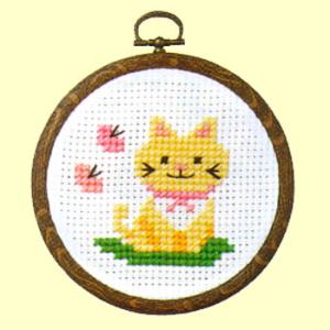 刺繍キット（ネコとちょう）おしゃれフープ付き｜shugeiya
