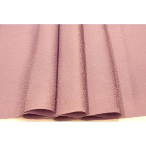 シルク　一越ちりめん　難あり品　薄紫系の地色の無地　（シルク　正絹　和柄　和風　友禅　衣装　生地　着物　はぎれ　ハギレ）