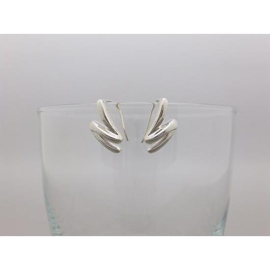 ピアス　シルバー925　シンプル　Nラインピアス
