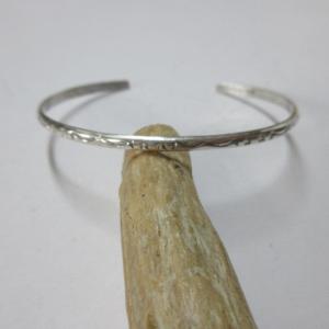 TOM HAWK トムホーク 6ラインバングル シルバー インディアン