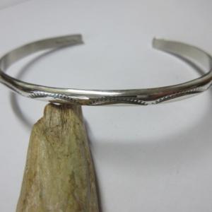 Douglas Etsittyナバホ族 フェザーシルバー インディアンジュエリー NAVAJO（ナバホ） ナバホ族 Douglas Etsitty ダグラス エッツィー