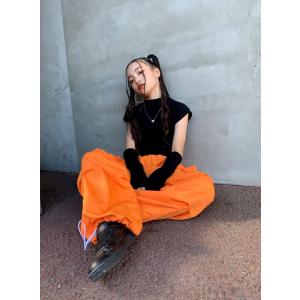 キッズダンス衣装 トップス 白 黒 オレンジ ...の詳細画像5