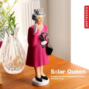 レア！！エリザベス女王 ソーラークイーン　フィギュア　ブルー 英国エリザベス女王「SOLAR QUEEN ソーラークイーン (Derby blue)」