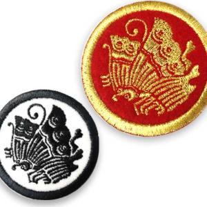 丸に揚羽 家紋 ワッペン/お好きなサイズ、お色をお選び頂けます 家紋ワッペン 刺繍 紋章 アイロン接着 ベルクロ マジックテープ 和柄