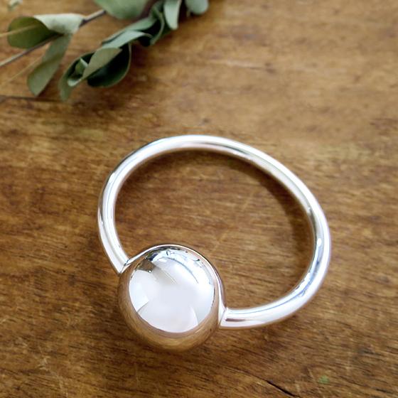 オルゴールボール ラトル リング 出産祝い ベビー ガラガラ 赤ちゃん メルヘンクーゲル ヒーリング...