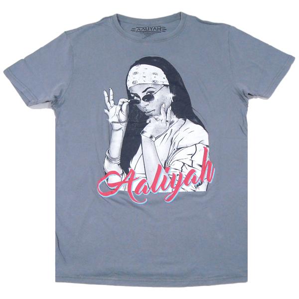 AALIYAH【公式ライセンス★ピグメント加工★バックプリントあり】アリーヤ 半袖 Tシャツ【グレー...