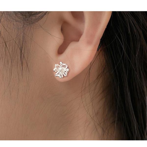 お花デザインピアス アレルギー対応 シンプル 小さい 両耳つけっぱなし ピアス アレルギー対応 ネジ...