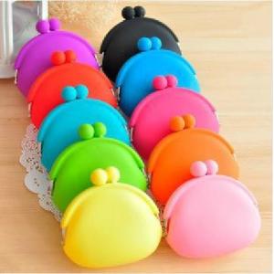 カラフルなシリコン製小物入れ がま口 財布 アクセサリー 収納 (3個セット)　犬・猫・可愛いペット　おやつ入れ