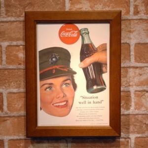 コカコーラ 軍人女性とボトル ミニポスター B5 フレーム付き ◆ 複製広告 レトロ COKE FB5-24｜smilemaker2525