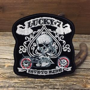 送料無料 スカル & バイク スペード 刺繍 ワッペン ◆ LUCKY7 ドクロ CAWP25｜smilemaker2525