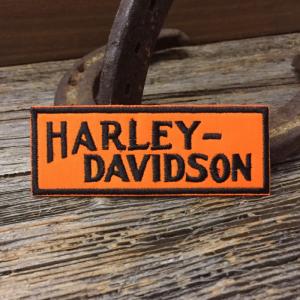 送料無料 ハーレー バナー ミニ ワッペン ◆ 刺繍 英字ロゴ HARLEY 長方形 パッチ CAWP47