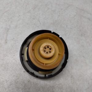 KR52V タウンエース 純正 フューエルキャ...の詳細画像2