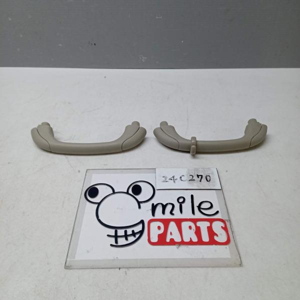 ＮＮＰ１０／ＮＮＰ１５　ポルテ　純正　ルーフアシストグリップ2個　１Ａ６−２−６/２４Ｃ２７０*同梱...