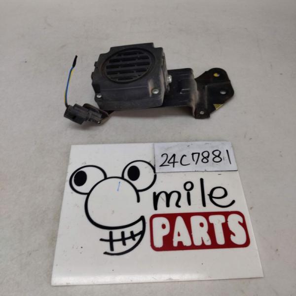 ＡＺＥ０　リーフ　純正　ビーグルアプロ―チングスピーカー　１Ｄ５−８−４/２４Ｃ７８８１*同梱不可