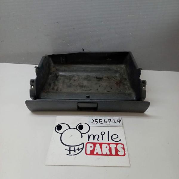 ＨＡ４　アクティ　純正　グローブボックス　２Ｚ５−１９−８/２５Ｅ６７２９*同梱不可