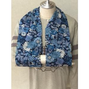 アームバンド    三角巾　綿生地　花柄　大柄　ブルー地　AＢ‐C32　脳卒中後の片麻痺の腕つり三角巾