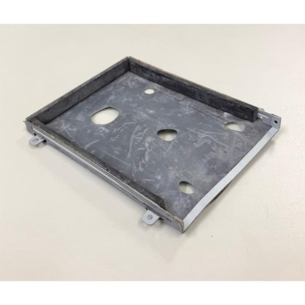 2YXS413★中古★ハードディスク(HDD)マウンター2.5インチ用