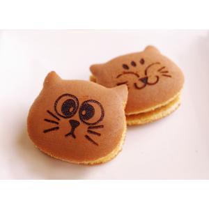 和菓子【猫どら焼き（白あん）】 ギフト 可愛い 動物 ねこ お祝い 贈答品 イベント お歳暮 贈り物...
