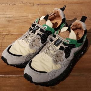 FlowerMOUNTAIN（フラワーマウンテン） スリップオンスニーカー HONEY