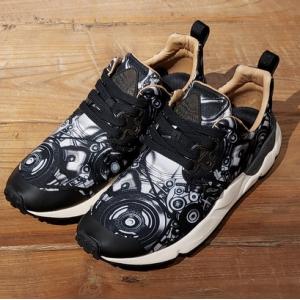 フラワーマウンテン スニーカー PAMPAS FM03312（Engine）