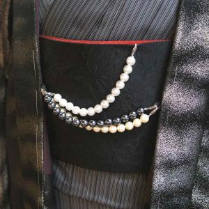 豪華【10mm玉】パールの【羽織紐】 3色 シンプルな大人着物の装いです。【黒真珠 白真珠】 ha0401｜sojiro