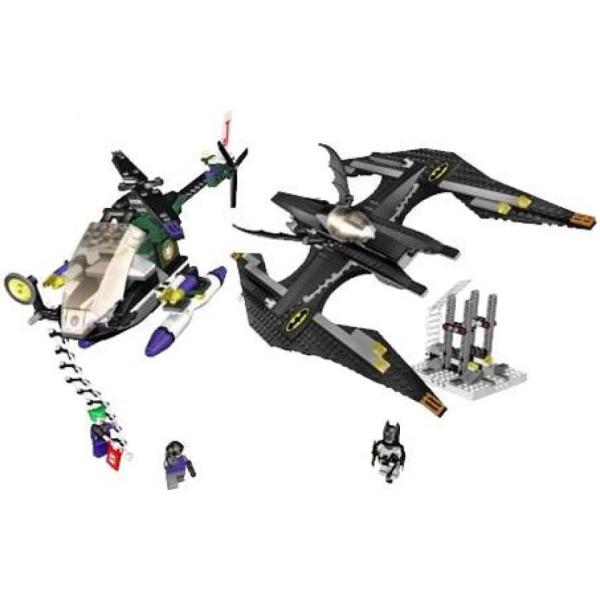 レゴ The Batwing Joker&apos;s Aerial Assault Batman Lego