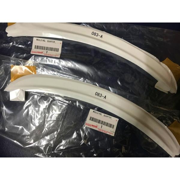 ★ レクサス 純正 新品  GSF クォータアウトサイド モールディング RR 左右セット ホワイト