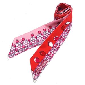 美品 エルメス ポワントゥ　三角スカーフ ボルデュック リボン柄 シルク 美品 エルメス ポワントゥ 三角スカーフ ボルデュック リボン柄