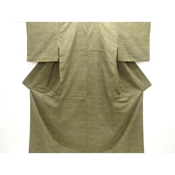 ys7463068; 宗sou 家屋に松模様織り出し本場結城紬80亀甲着物(石下)【着】