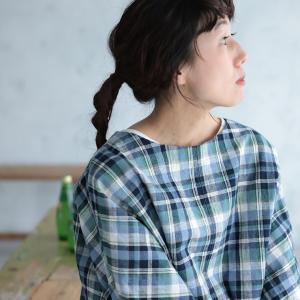 あしたのふく 朝凪チェックのブラウス レディー...の詳細画像4
