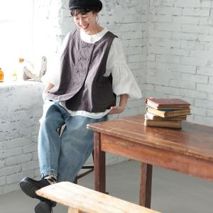 はちみつ堂 コットンリネンなダブル釦のベスト ...の詳細画像3