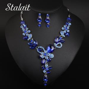ブライダルアクセセット ウォータードロップ フラワー クリスタル ネックレス ピアス ウェディング