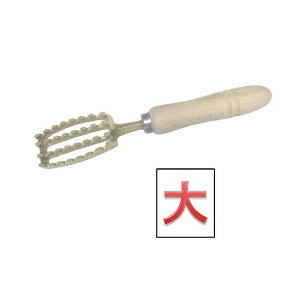 ウロコ取り　木柄 大 鋳物製 【うろこ取 鱗取り】
