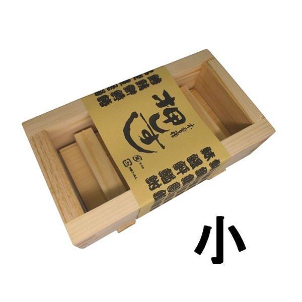 ひのき製押し寿司器型・小　約１０ｃｍ×１８ｃｍ