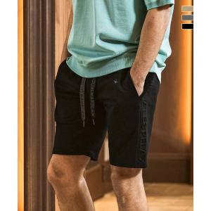 1PIU1UGUALE3 RELAX ウノピゥウノウグァーレトレ リラックス エンボスロゴスウェットショーツ セットアップ対応 メンズ ウェア ウノピュウ ウノピュー