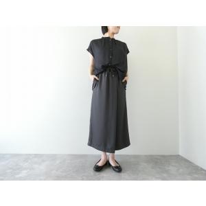 【SALE】DONEEYU(ドニーユ) サテンツィルタイトスカート(U2220)※セール商品の為、送...