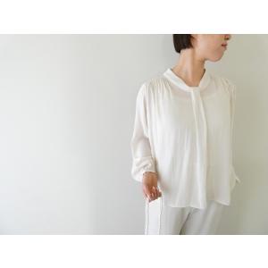 DONEEYU(ドニーユ) シャンブレージョーゼットブラウス(U2297)