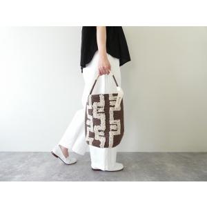 beej(ビージ) EMB Basket tote bag(IT009-25SS)