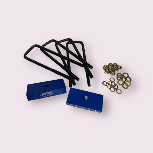 MITSUBISHI TRITON(LC2T)専用 三菱トライトン １インチブロック（リフトアップ用...