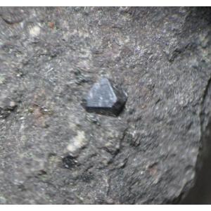 Potassium feldspar(カリ長石：マネバッハ式双晶)岐阜県蛭川田原6690