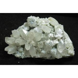 Potassium feldspar(カリ長石：マネバッハ式双晶)岐阜県蛭川田原6690