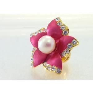 ツジモト真珠のピンブローチ　花　あこや本真珠　タックブローチ　レッドフラワー