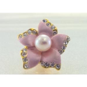ツジモト真珠のピンブローチ　花　あこや本真珠　タックブローチ  ピンクフラワー